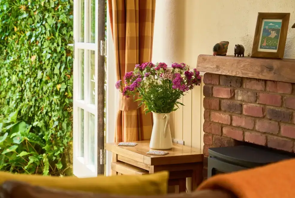 Lounge at Gatehouse West, Colmer Estate