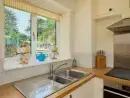 Luxury kitchen at Gatehouse West, Colmer Estate - thumbnail photo