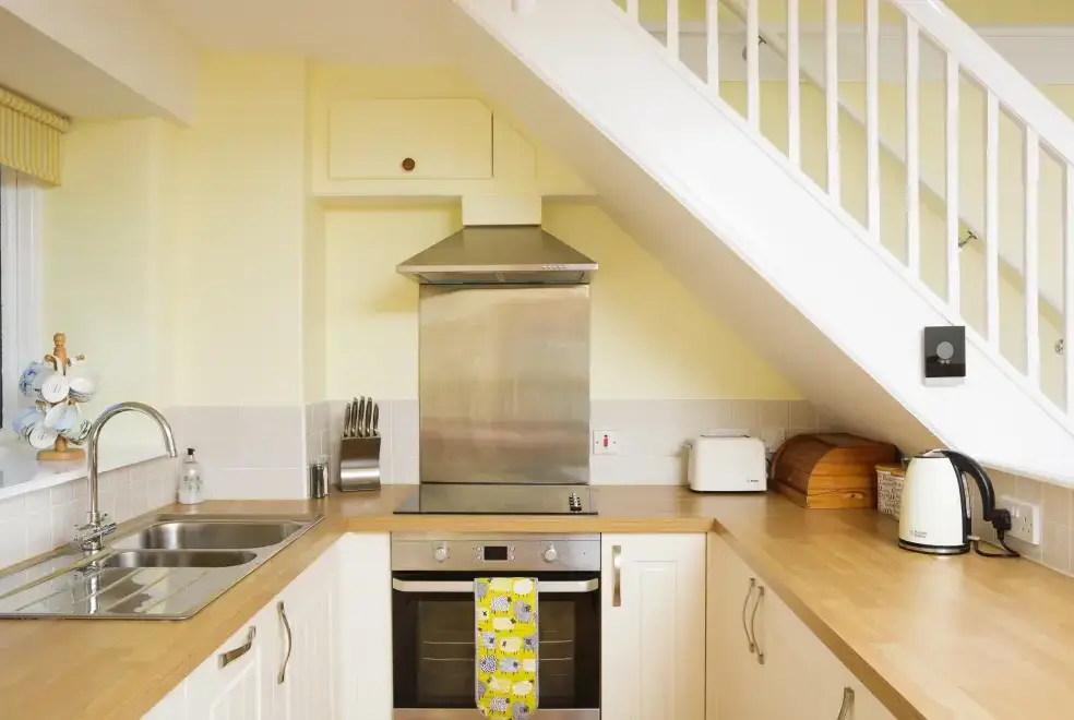 Kitchen/diner at Gatehouse West, Colmer Estate