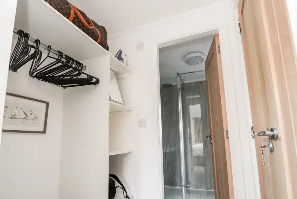 Ensuite bathroom at Gerrida Lodge