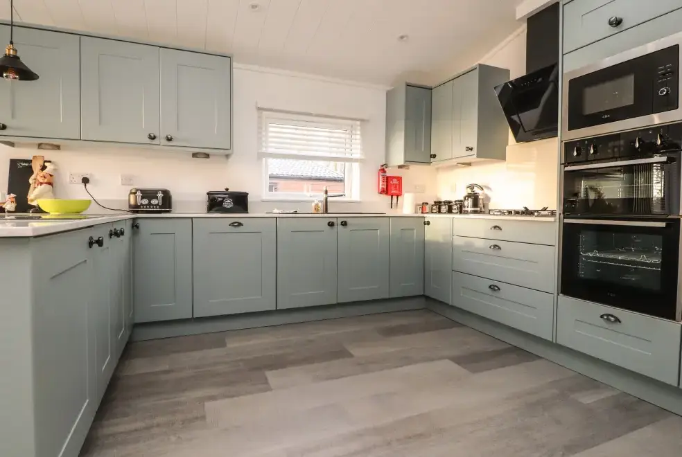 Well equipped kitchen at Gerrida Lodge