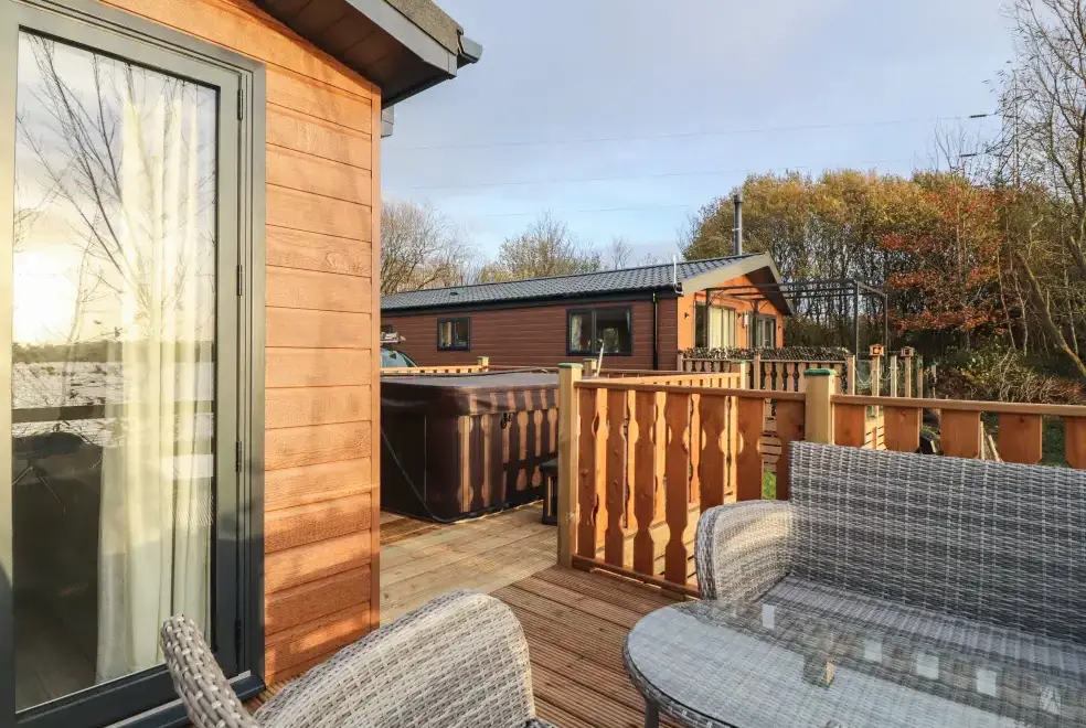 Decked area at Gerrida Lodge