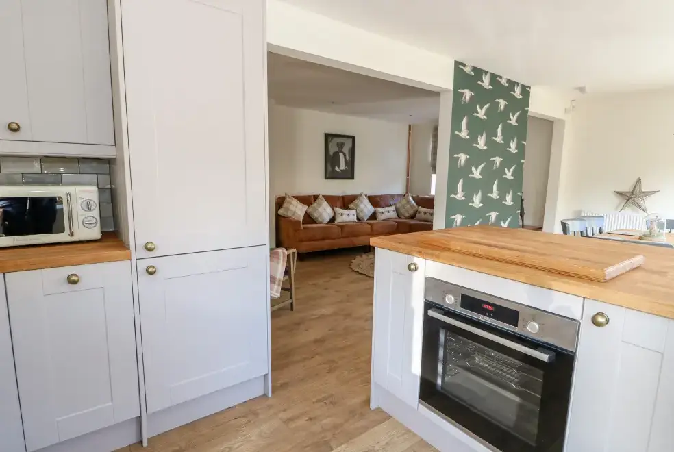 Kitchen/diner at Giggling Goose Cottage