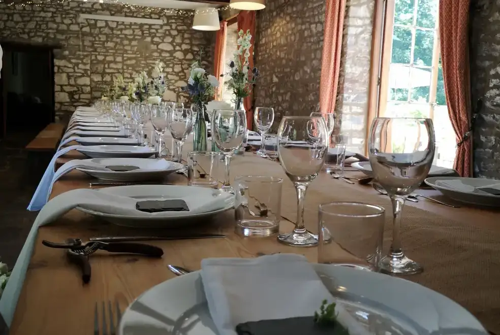 Dining room at Glansevin Mansion