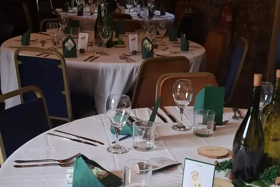 Dining room at Glansevin Mansion
