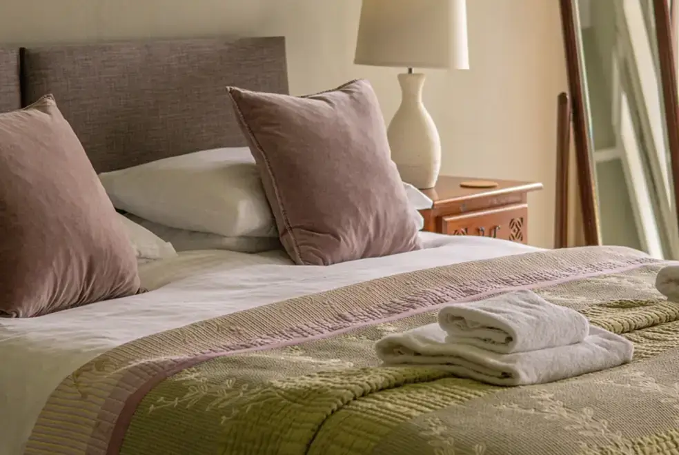 Bedroom at Glansevin Mansion