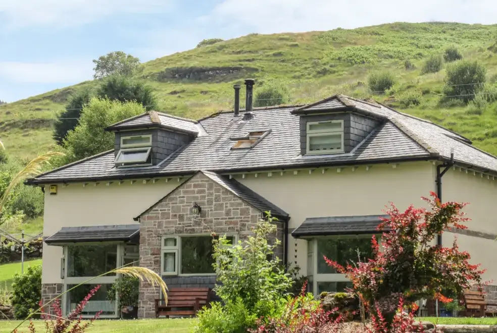 Glen Euchar Holiday House, from the outside