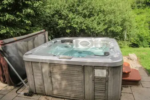 Private Hot Tub at Glen Euchar Holiday House, Argyll and Bute