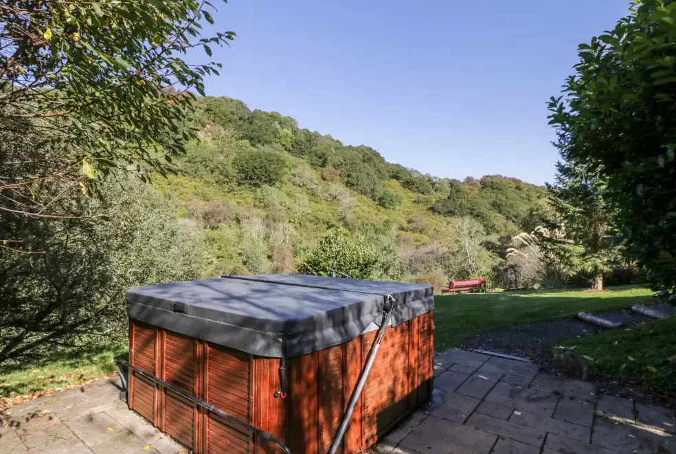 Private Hot Tub at Glen Euchar Holiday House