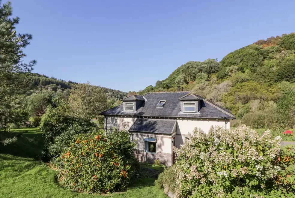 Glen Euchar Holiday House, from the outside