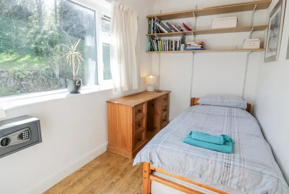 Study at Glen Euchar Holiday House