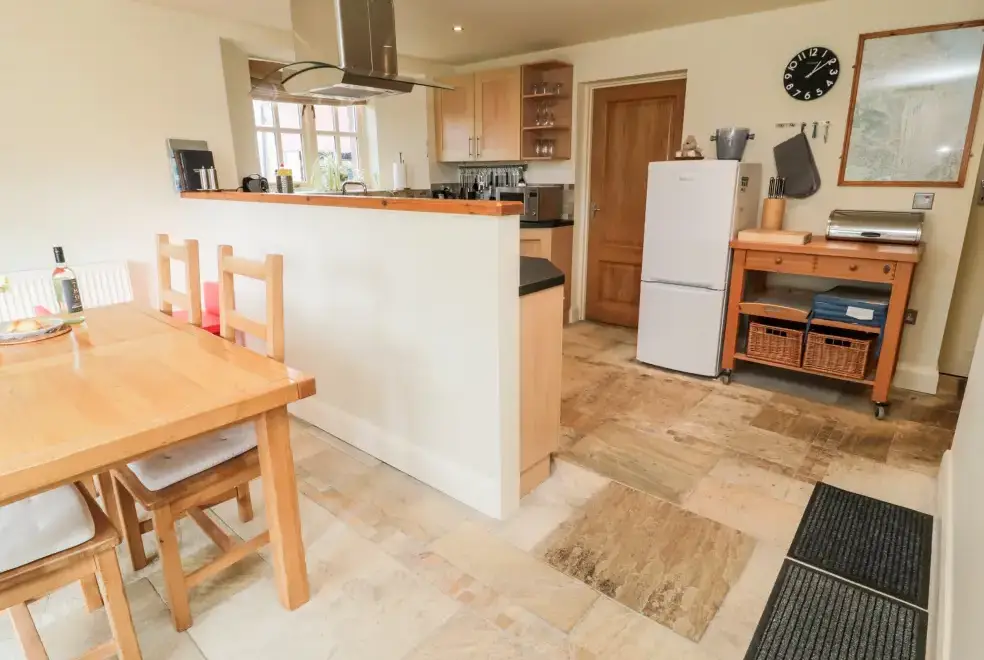 Kitchen/diner at Granary Barn