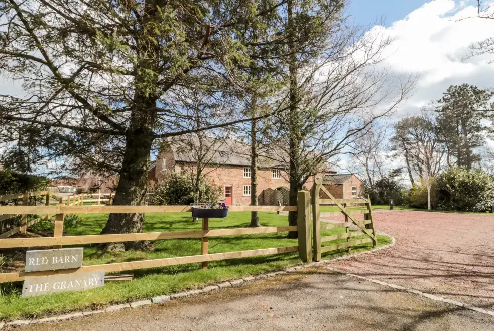 Granary Barn, from the outside