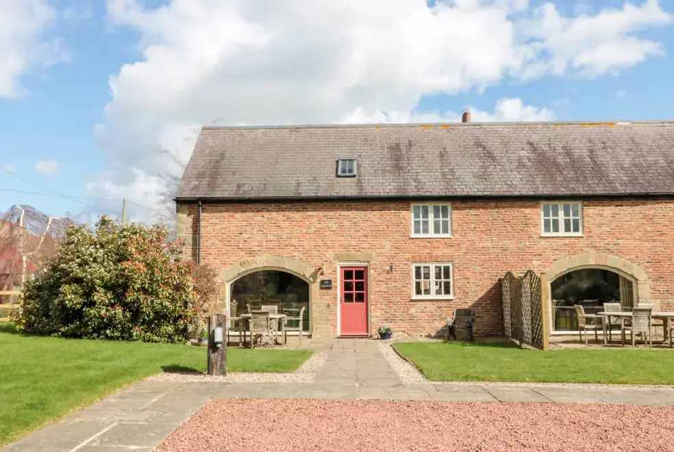 Granary Barn, from the outside