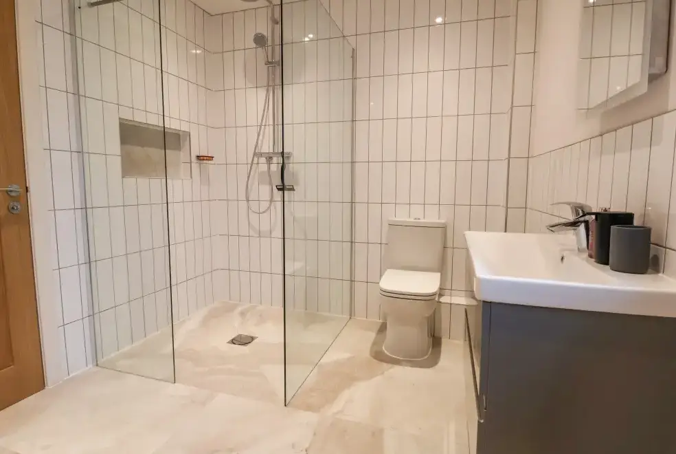 Wet room at Grange Barn
