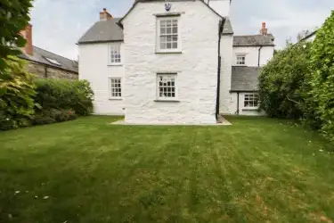 Great Western Farmhouse, Newquay, Cornwall