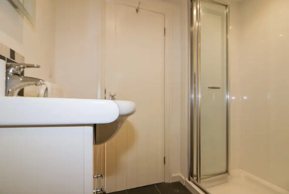 Shower room at Great Western Farmhouse
