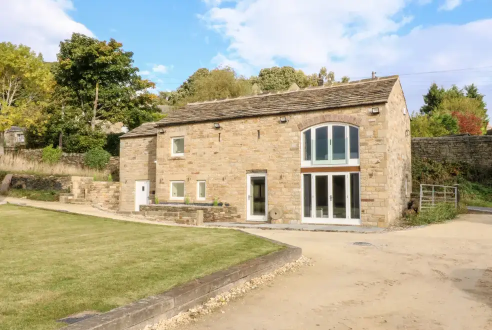 Green Barn, from the outside