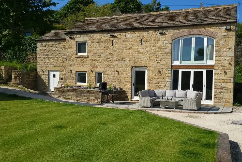 Green Barn, from the outside