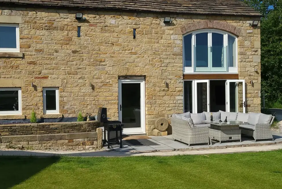 Green Barn, from the outside