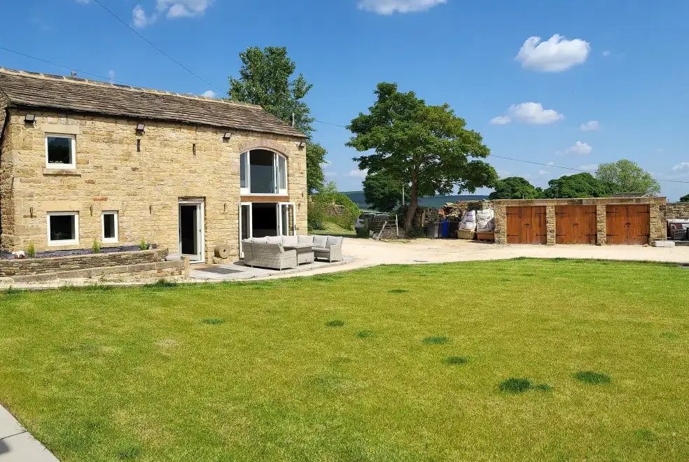 Green Barn, from the outside