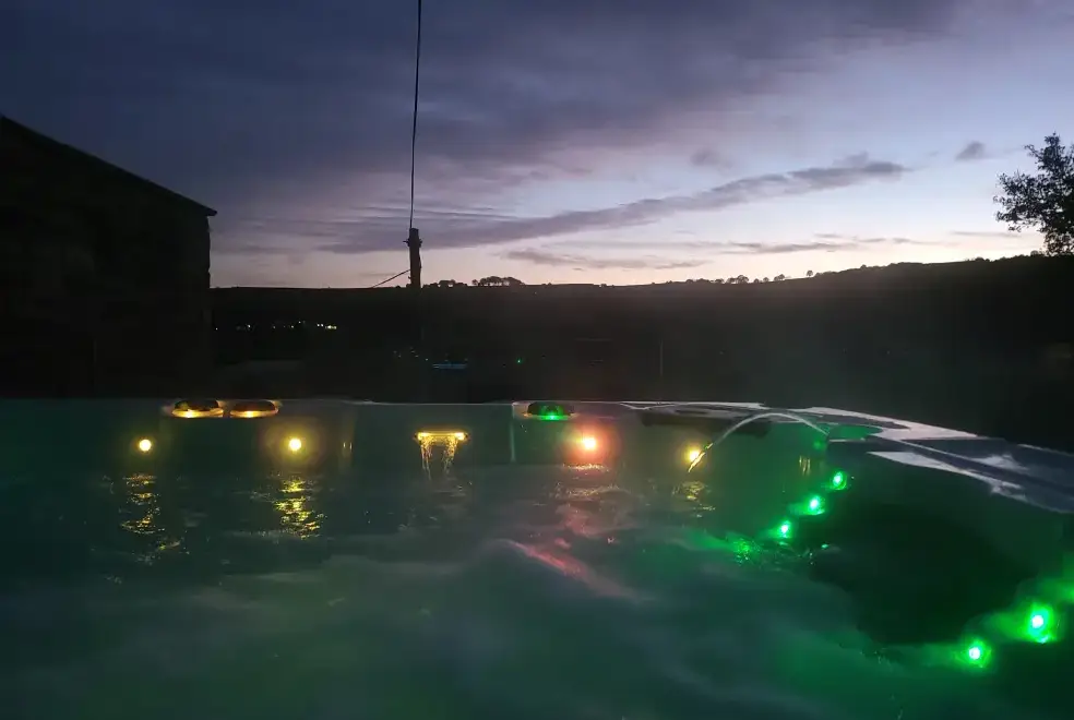 Private Hot Tub at Green Barn
