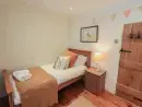 Bedroom at Green Stile Cottage - thumbnail photo