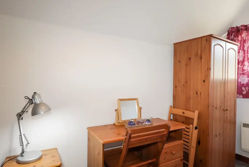 Desk area at Greshornish Boathouse Dogs-welcome Apartment, Highlands and Islands