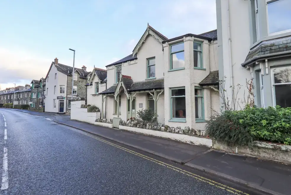 Greta Mill, from the outside