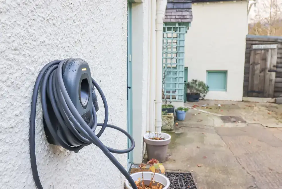 Greta Mill, from the outside