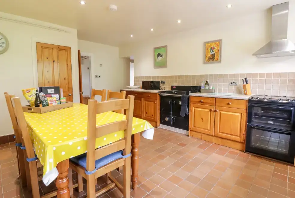 Kitchen/diner at Groes Lwyd