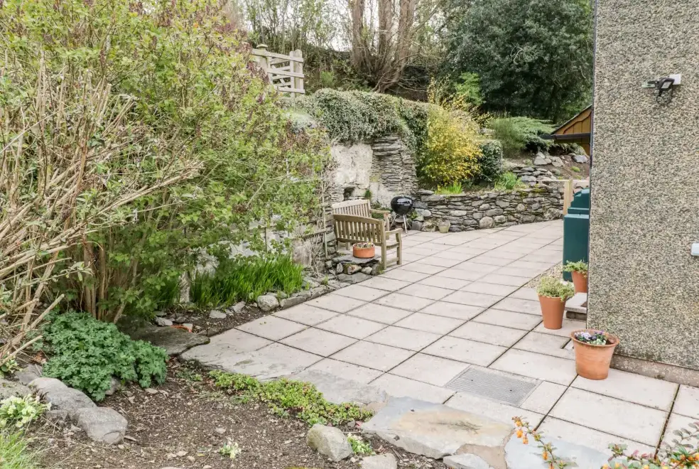 Patio area at Groes Lwyd