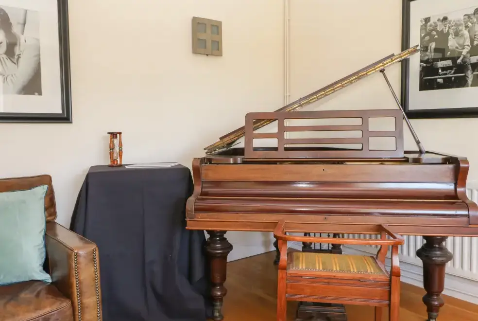 Drawing room at Groomes Country House