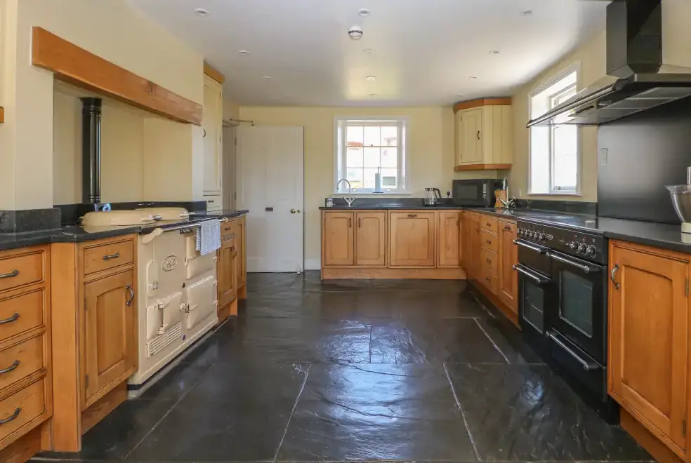 Farmhouse style kitchen at Groomes Country House