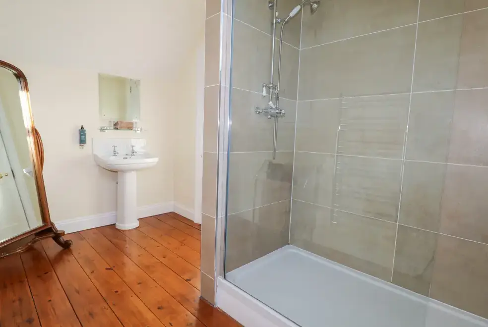 Shower room at Groomes Country House