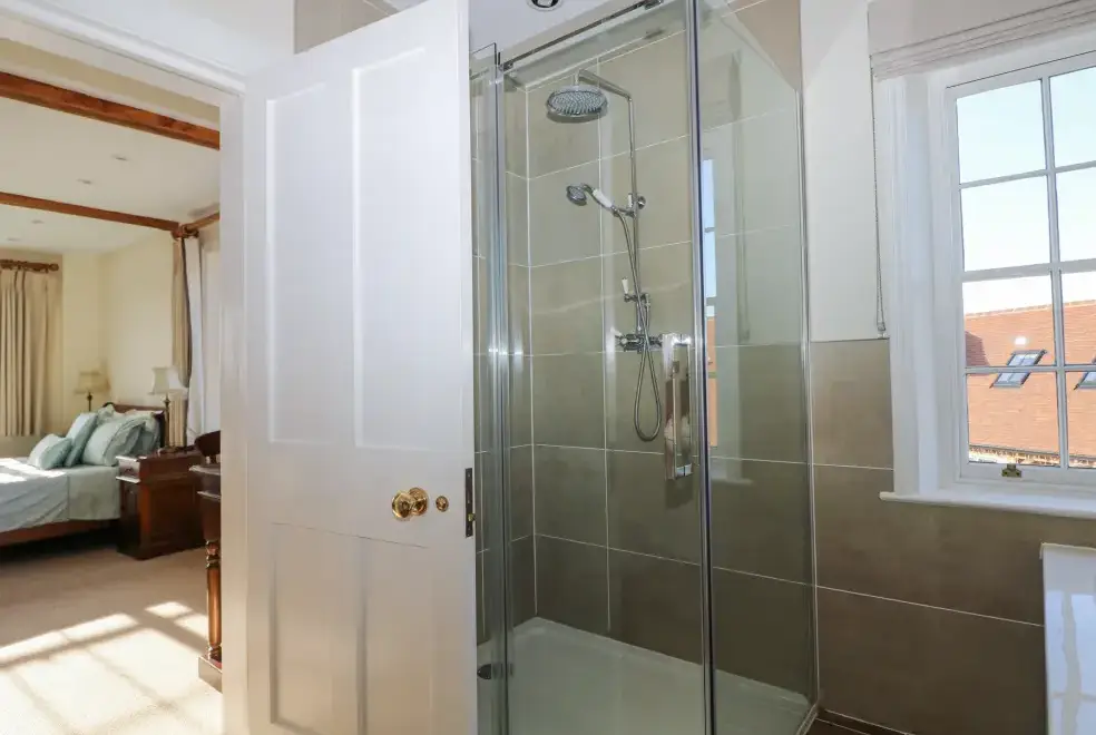 Ensuite bathroom at Groomes Country House