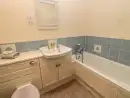 Family bathroom at Grooms Cottage - thumbnail photo