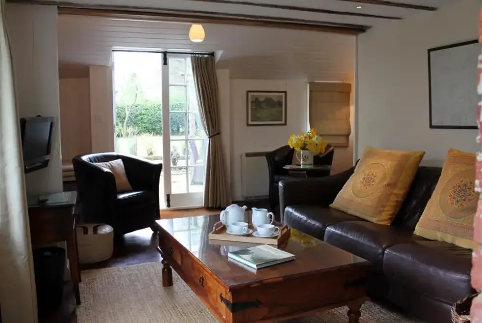 Lounge at Gun Hill Cottage