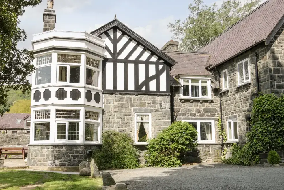 Gwern Borter Manor, from the outside