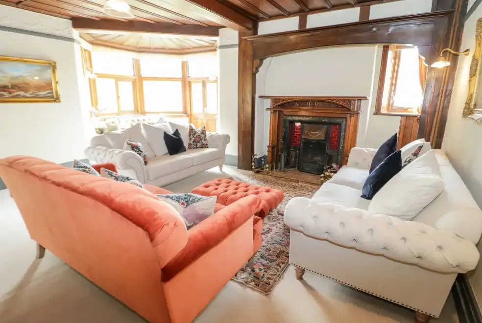  at Gwern Borter Manor