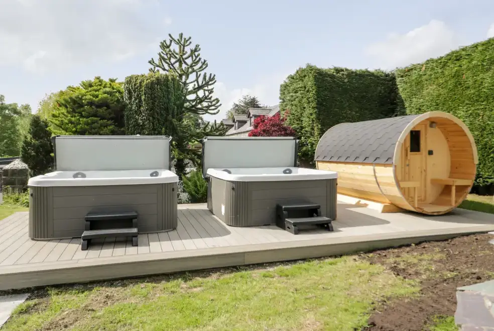  at Gwern Borter Manor