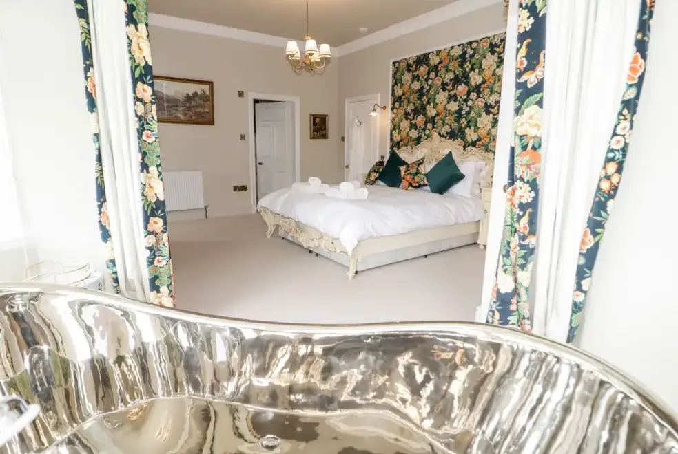  at Gwern Borter Manor