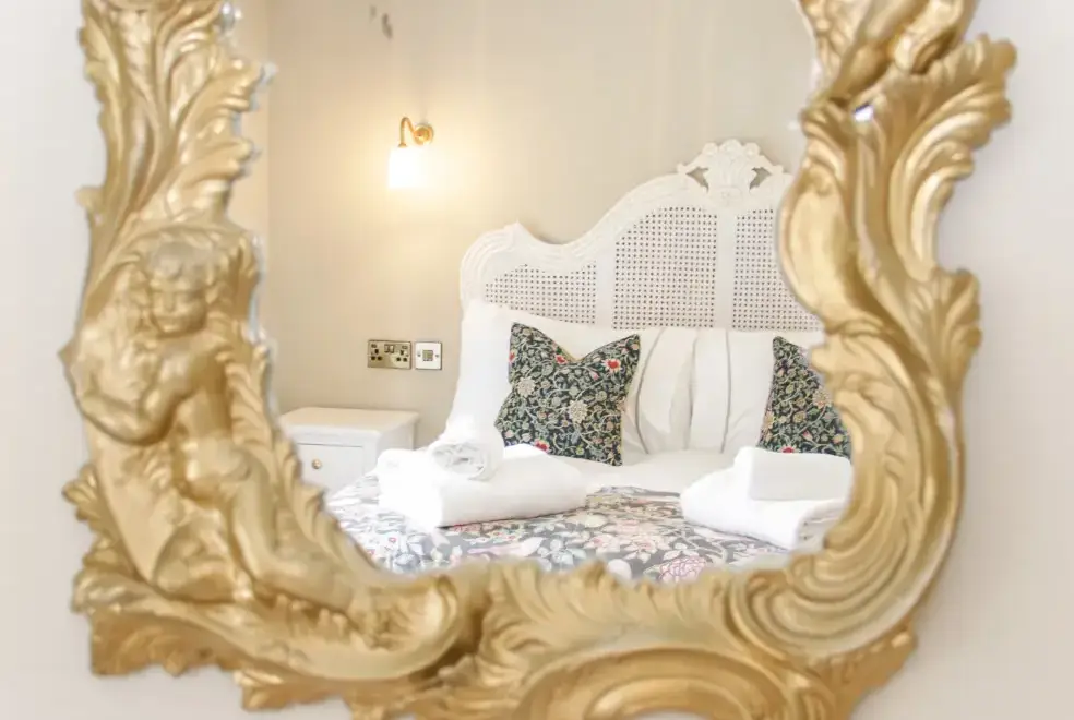  at Gwern Borter Manor