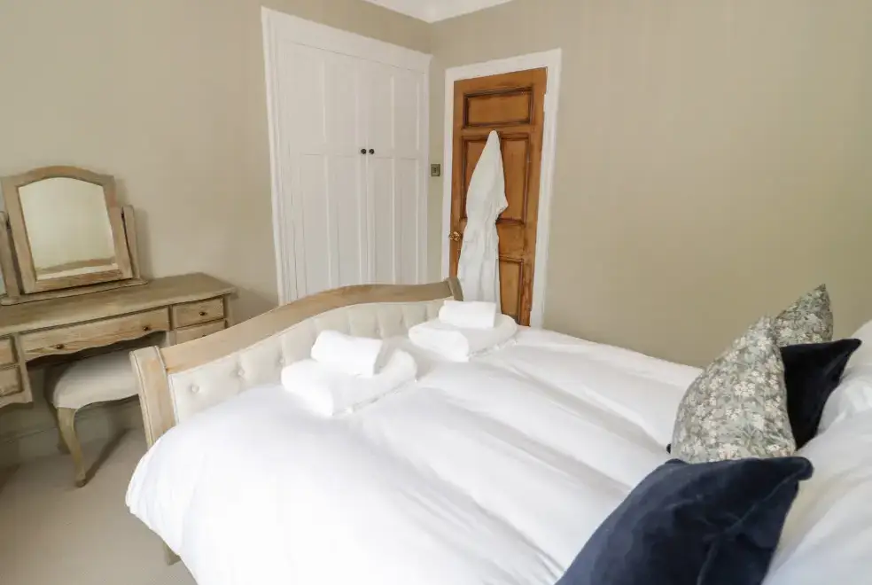  at Gwern Borter Manor