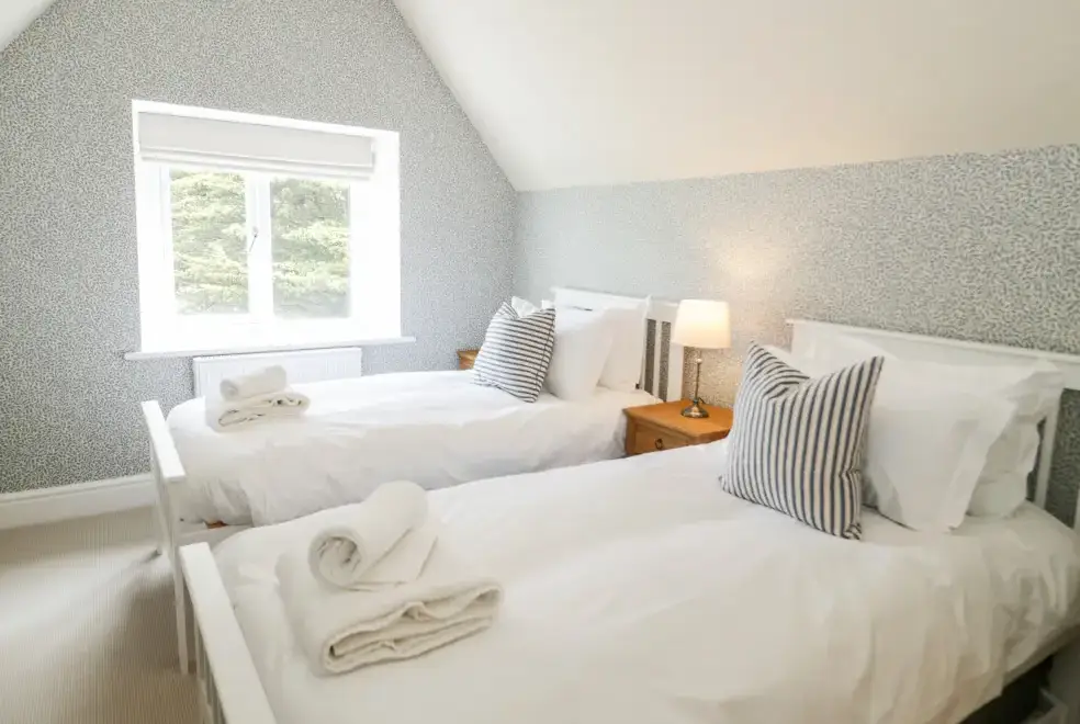  at Gwern Borter Manor