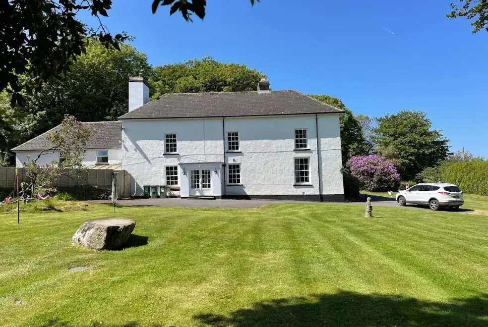 Hafod Grove Mansion House, from the outside