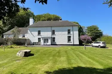 Hafod Grove Mansion House & Hafod Fach, West Wales, Wales