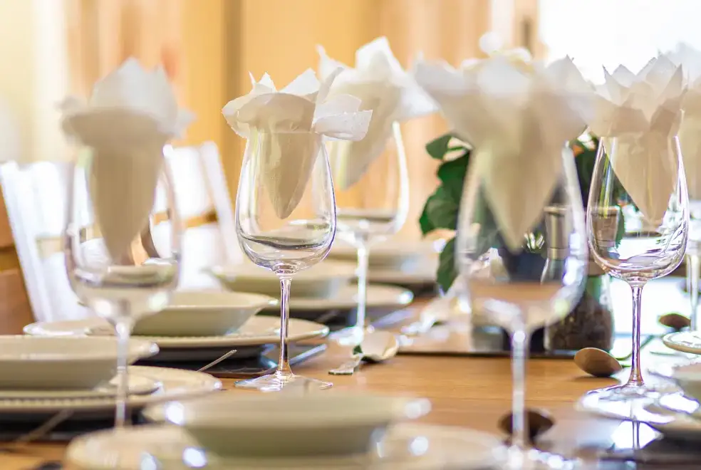 Dining room at Hammerhole