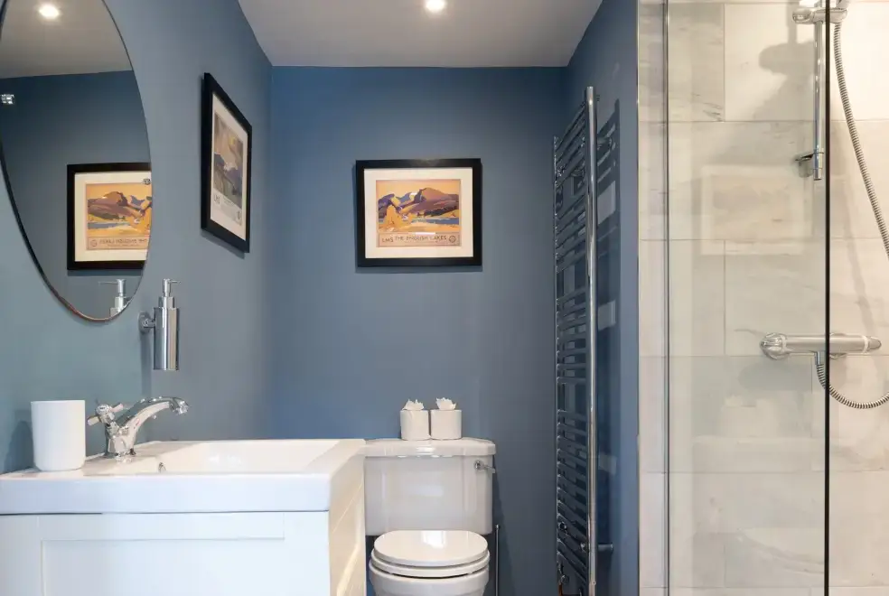 Shower room at Hammerhole