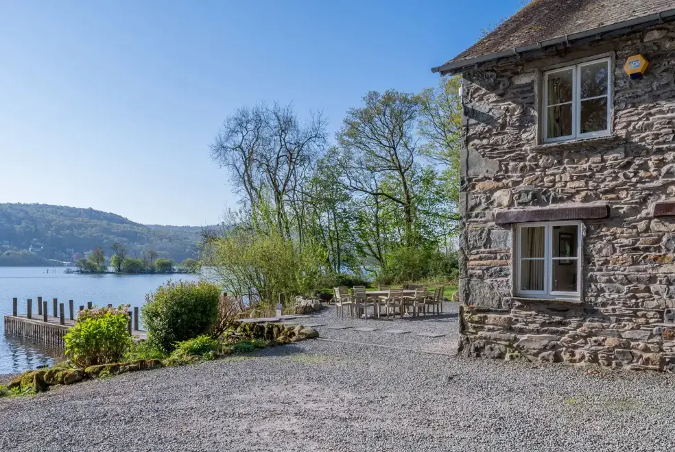 Lake view at Hammerhole
